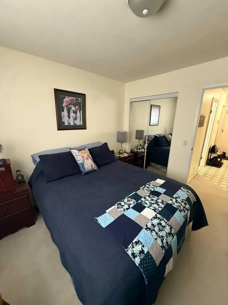 5519 Kerry Wood Drive Red Deer AB T4N 4X3