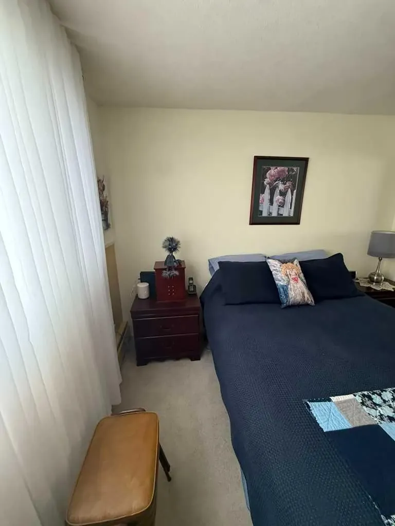 5519 Kerry Wood Drive Red Deer AB T4N 4X3