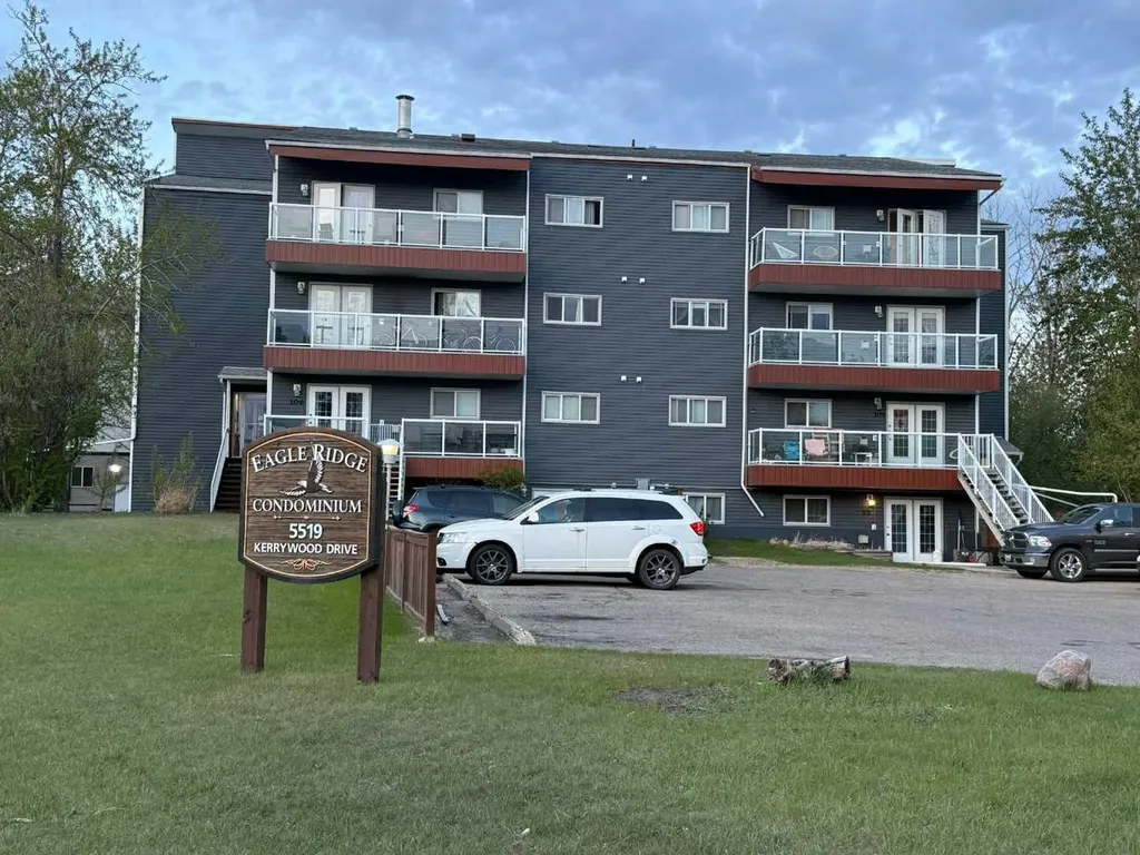 5519 Kerry Wood Drive Red Deer AB T4N 4X3