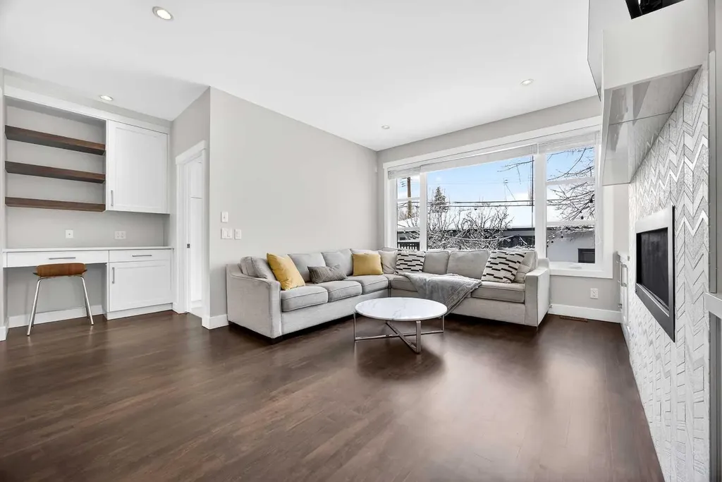 1410 21 Avenue NW Calgary AB T2M 1L6