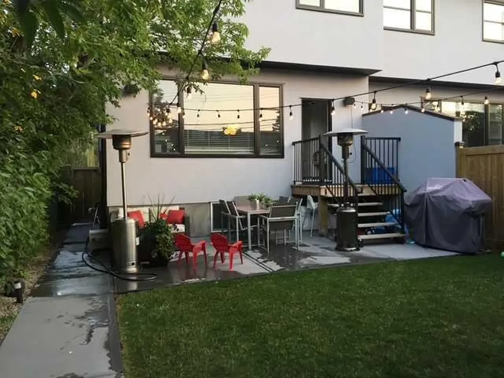1410 21 Avenue NW Calgary AB T2M 1L6