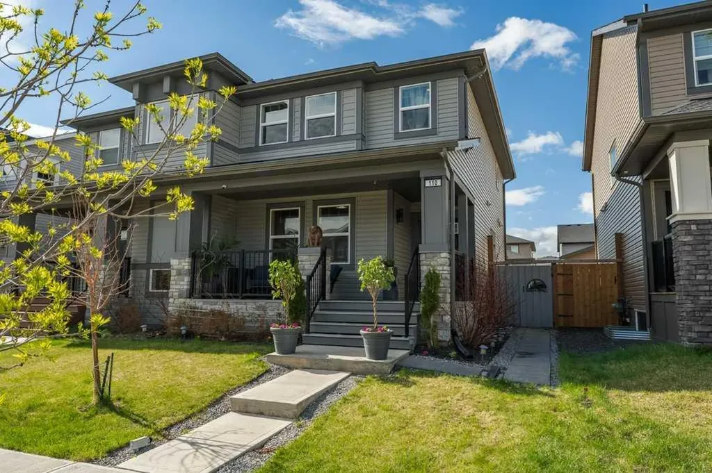 110 Hillcrest Close SW Airdrie AB T4B 4H6