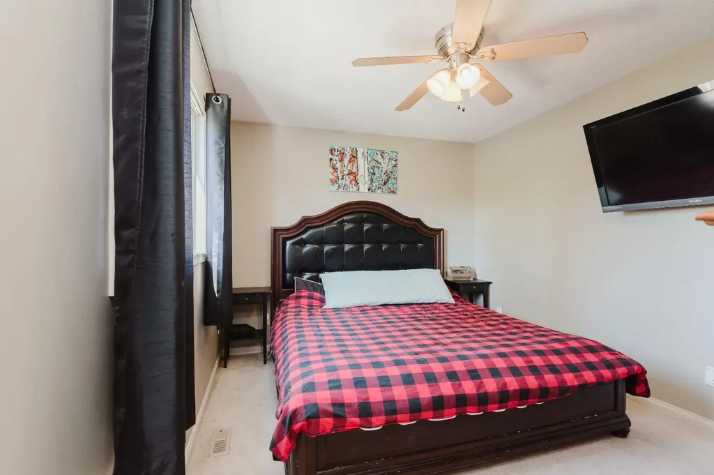 8801 72 Avenue Grande Prairie AB T8X 0E3