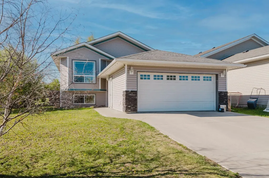 8801 72 Avenue Grande Prairie AB T8X 0E3