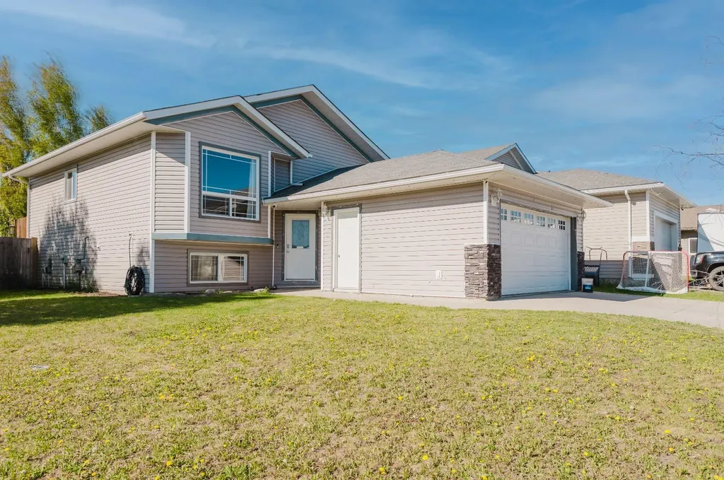 8801 72 Avenue Grande Prairie AB T8X 0E3