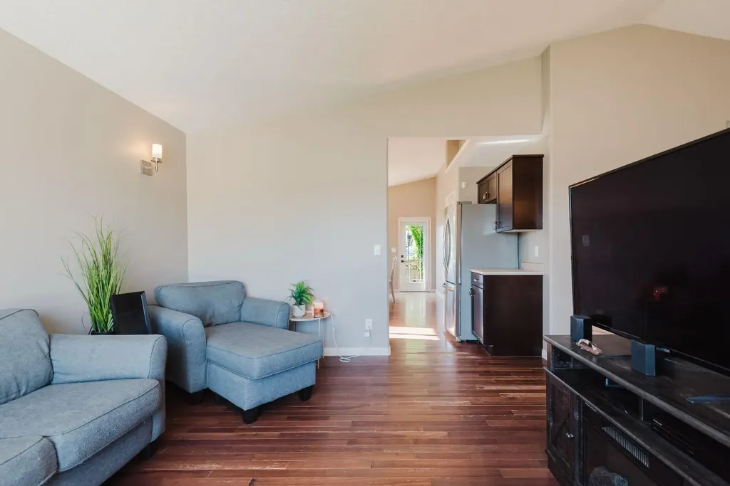 8801 72 Avenue Grande Prairie AB T8X 0E3