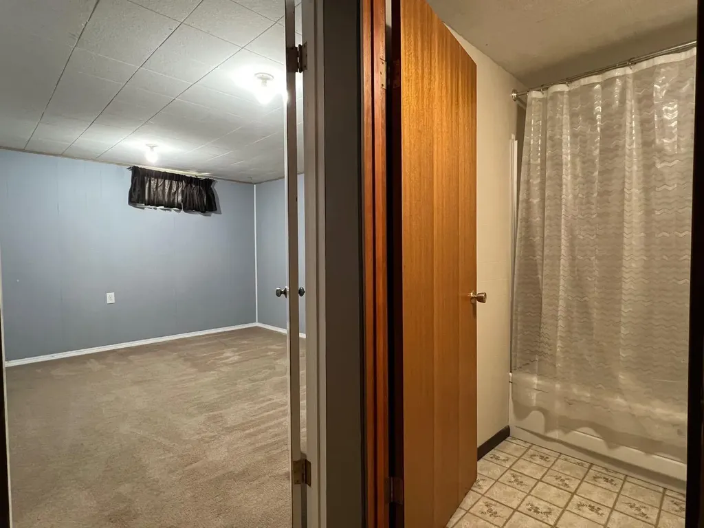 2128 24 Street Coaldale AB T1M 1J3