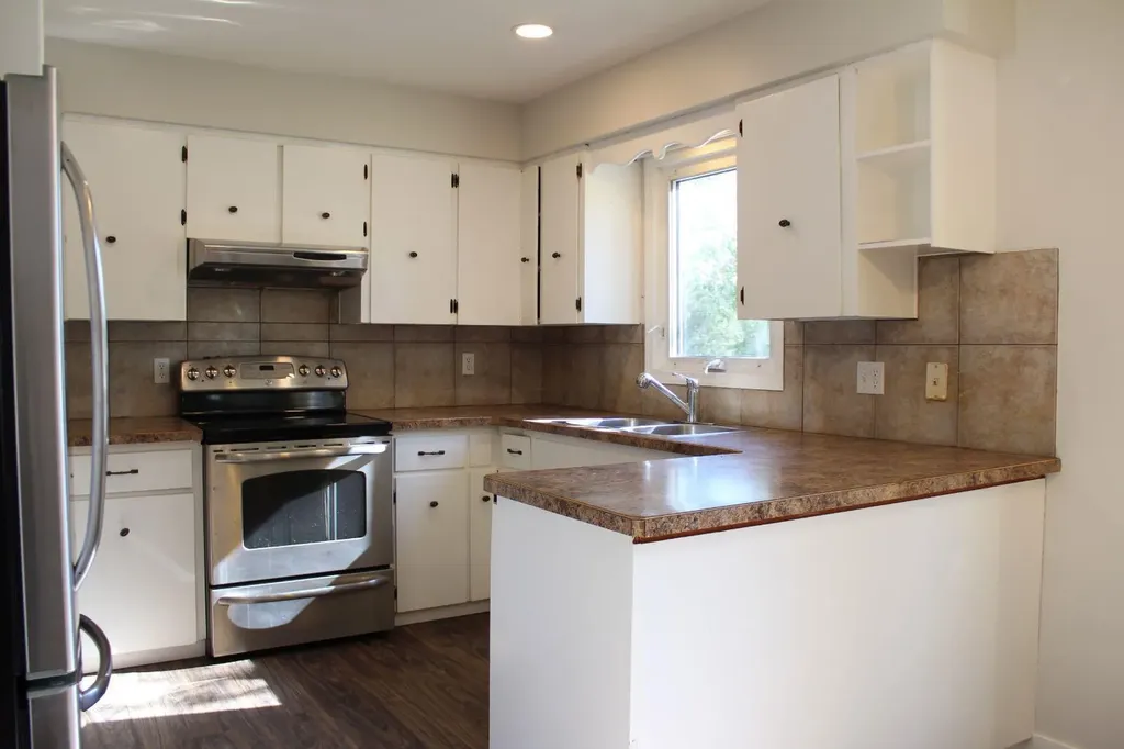 2128 24 Street Coaldale AB T1M 1J3