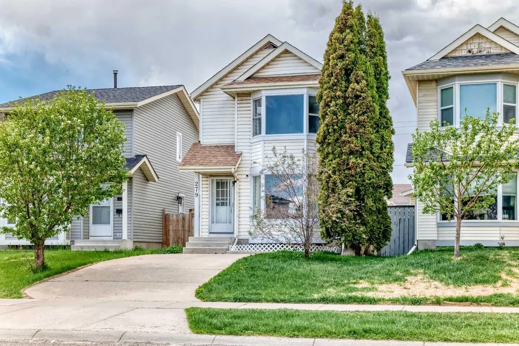 279 Falton Drive NE Calgary AB T3J 2W8