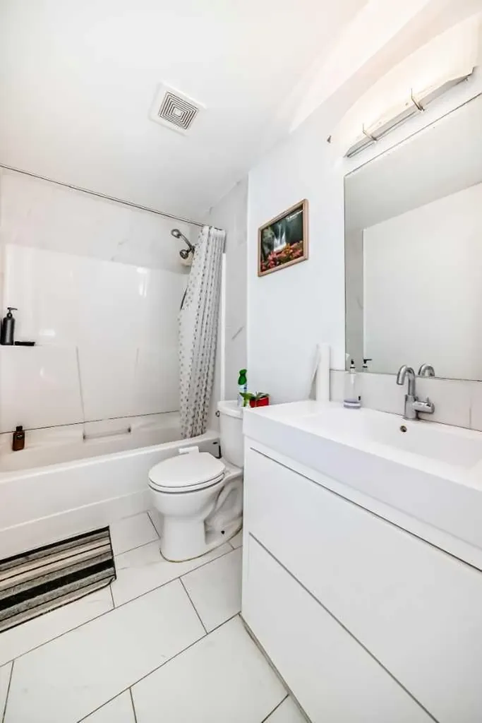 279 Falton Drive NE Calgary AB T3J 2W8