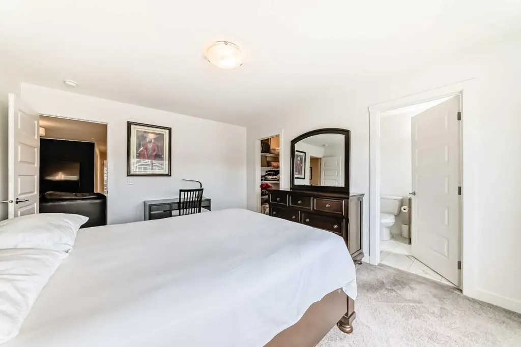 65 Saddlestone Green NE Calgary AB T3J 2C8