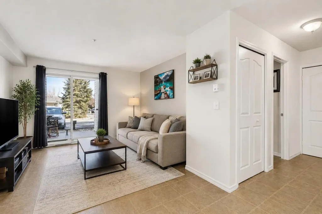 2395 Eversyde Avenue SW Calgary AB T2Y0B5