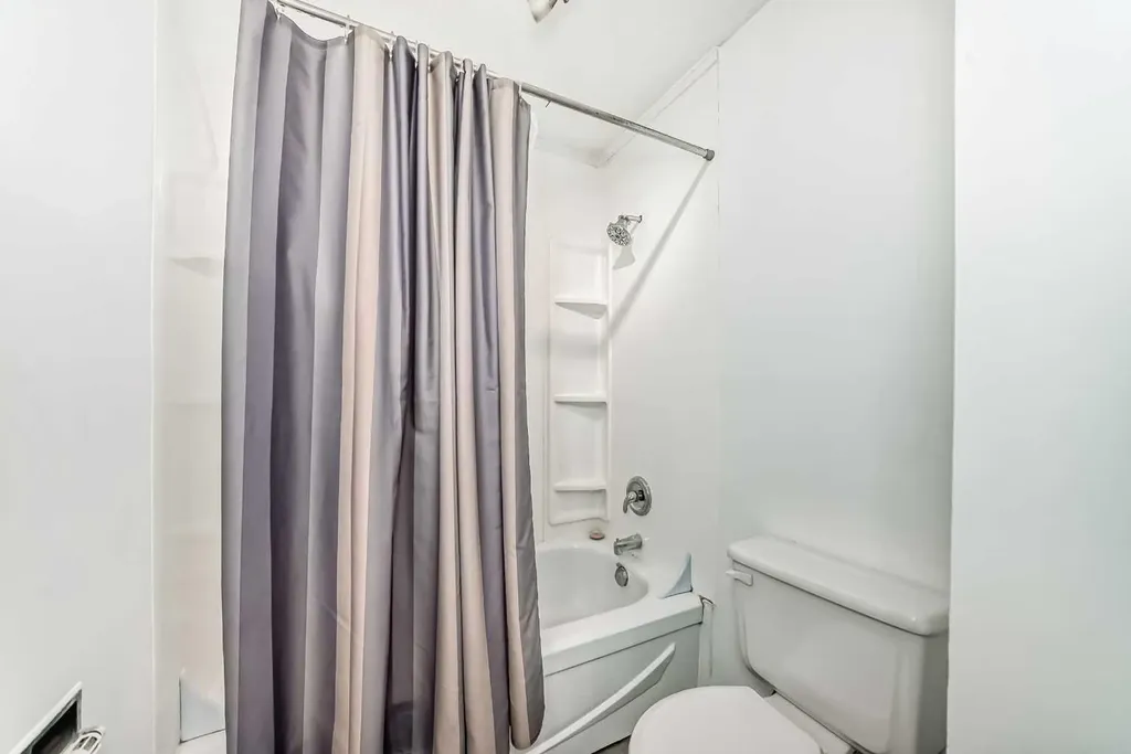323 Falwood Way NE Calgary AB T3J 1A9