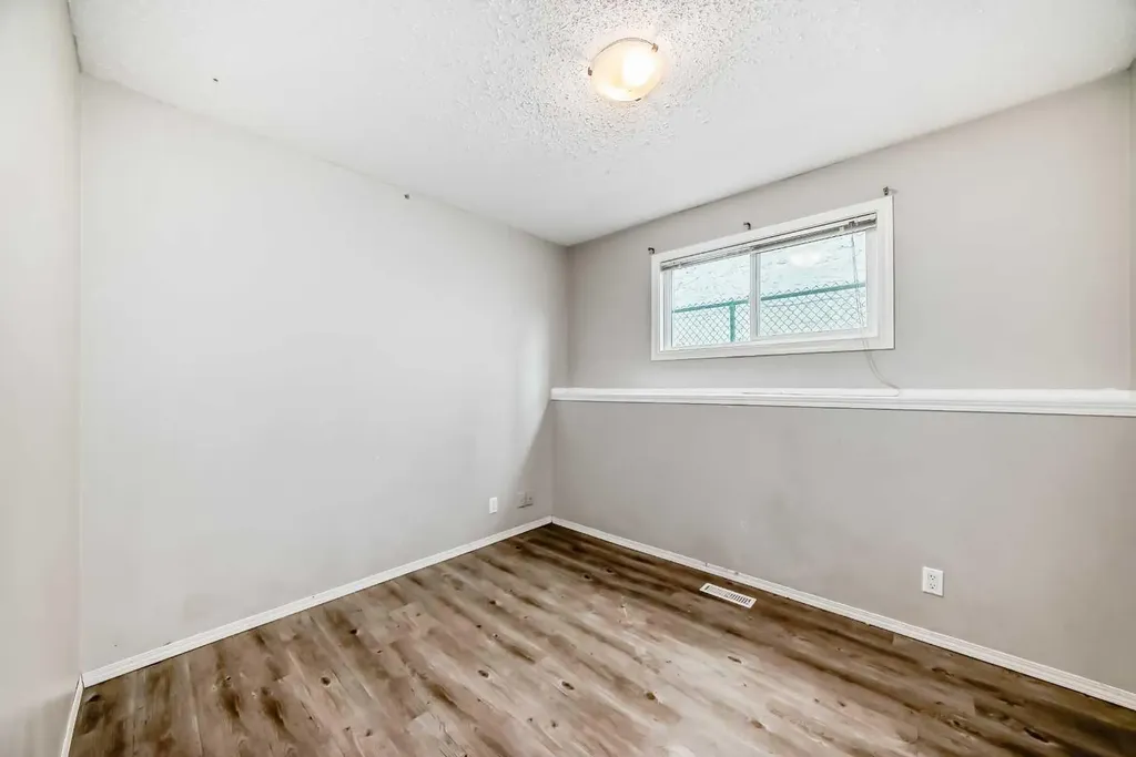 323 Falwood Way NE Calgary AB T3J 1A9