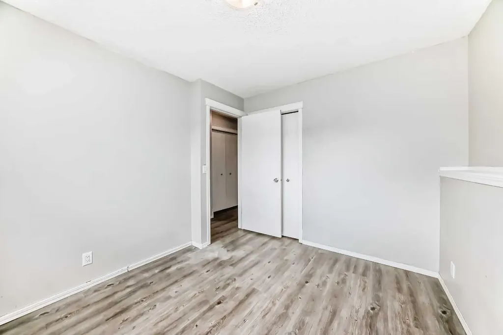 323 Falwood Way NE Calgary AB T3J 1A9