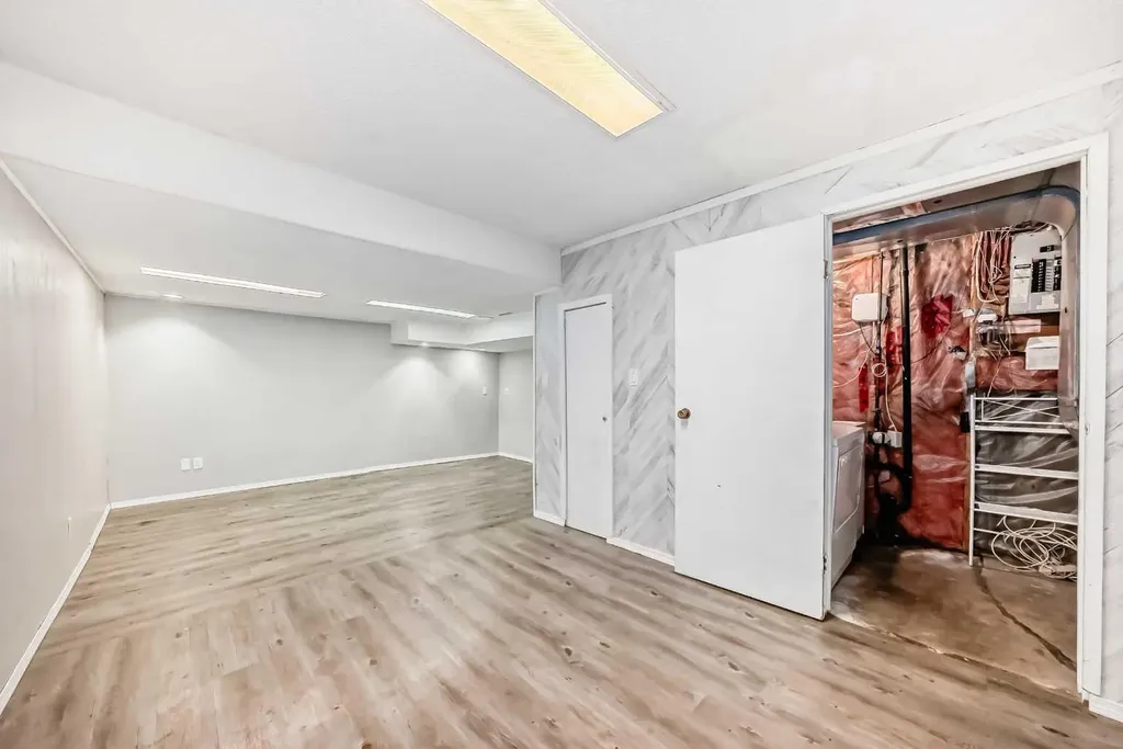 323 Falwood Way NE Calgary AB T3J 1A9
