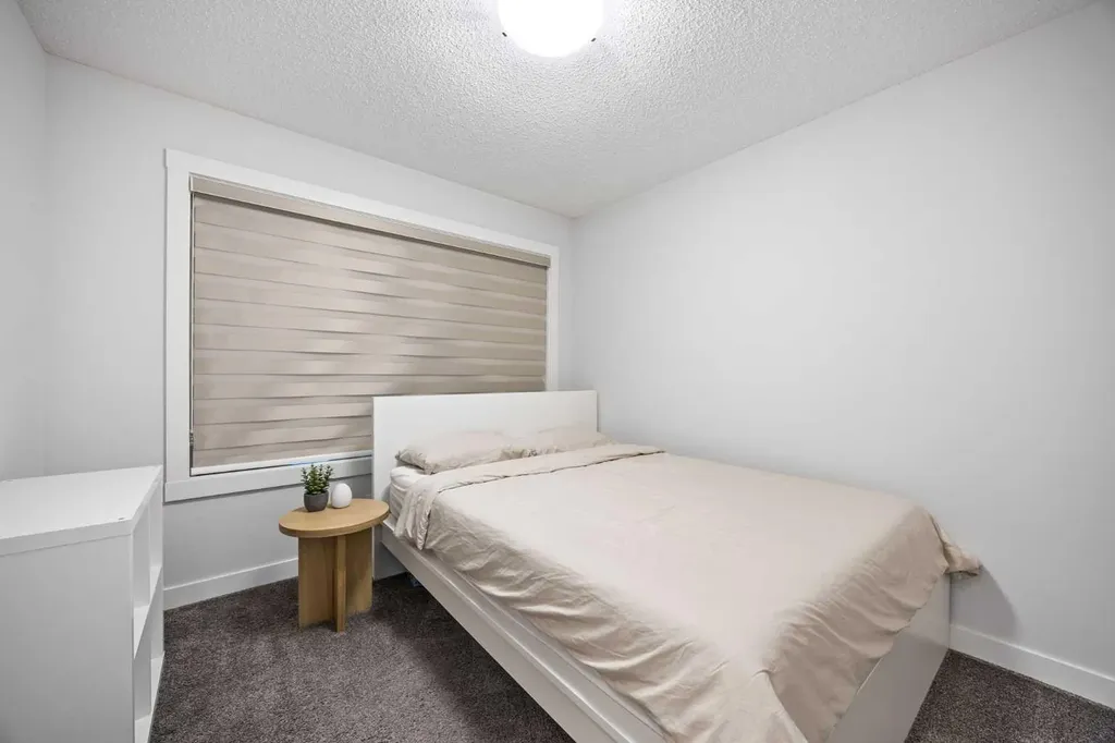 72 Seton Villas SE Calgary AB T3M 3K2