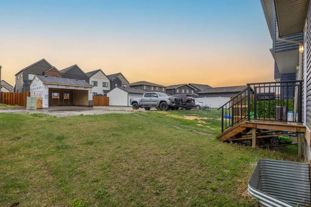 72 Seton Villas SE Calgary AB T3M 3K2