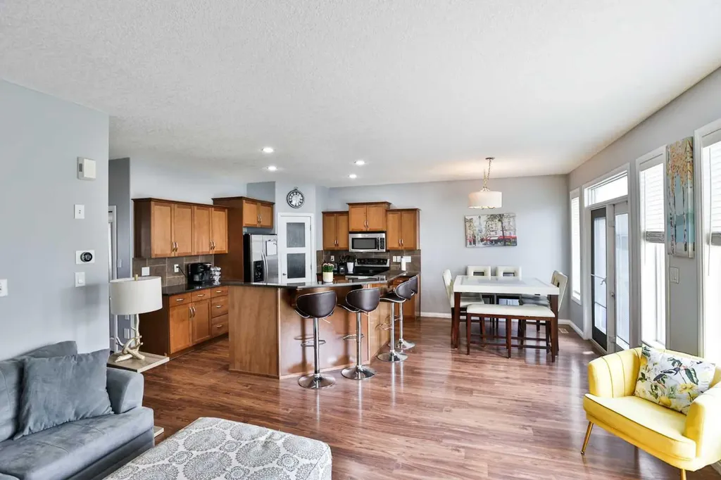 14 Thyrza Burkitt Place N Lethbridge AB T1H 5M5