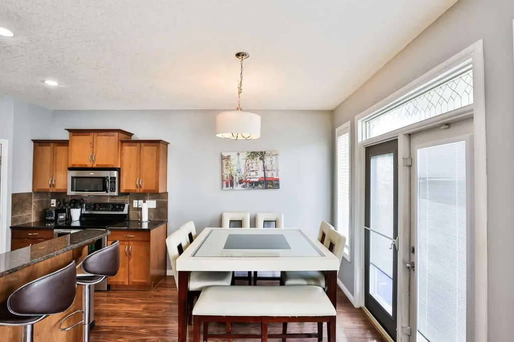 14 Thyrza Burkitt Place N Lethbridge AB T1H 5M5