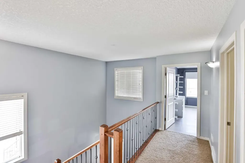 14 Thyrza Burkitt Place N Lethbridge AB T1H 5M5
