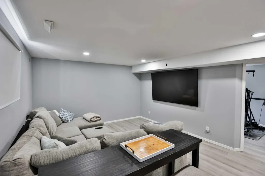 14 Thyrza Burkitt Place N Lethbridge AB T1H 5M5