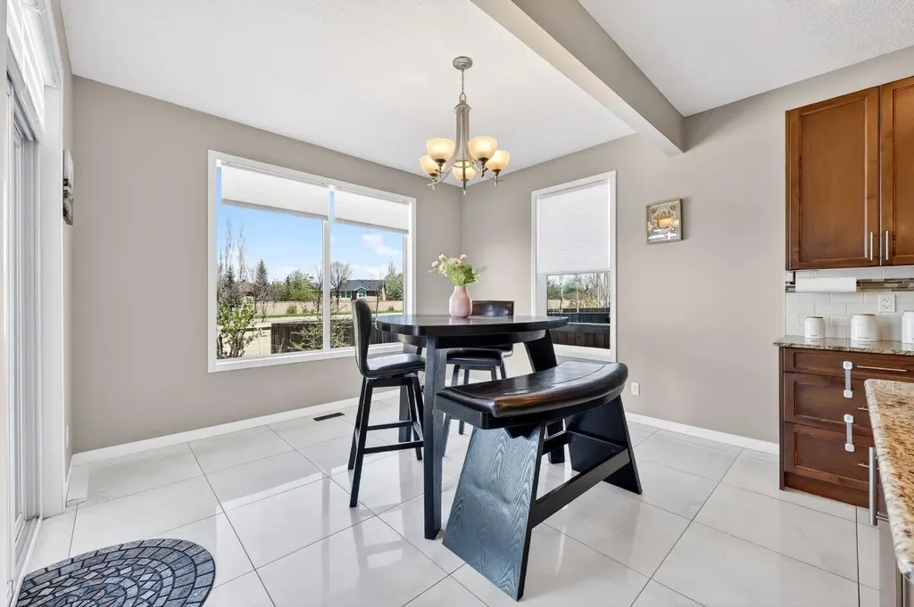 71 Walden Manor SE Calgary AB T2X 0N1