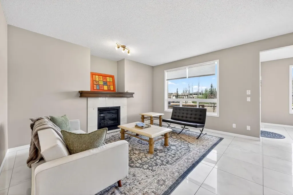 71 Walden Manor SE Calgary AB T2X 0N1