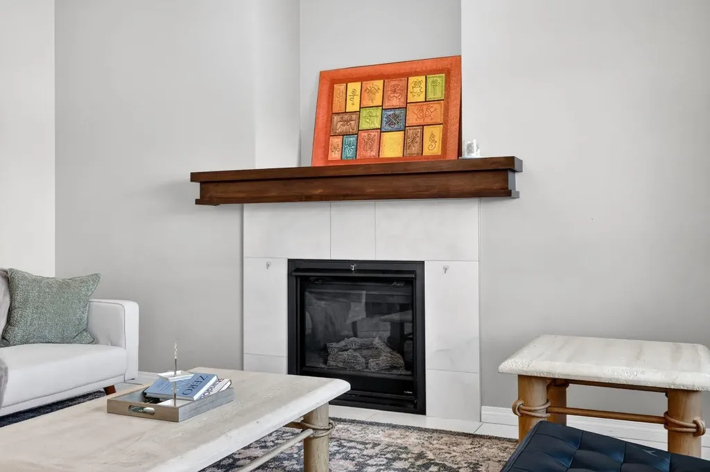 71 Walden Manor SE Calgary AB T2X 0N1
