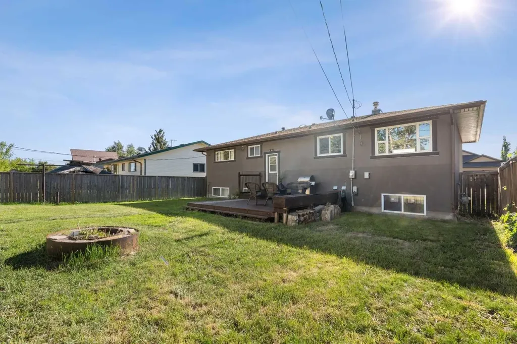 518B Highwood Longview AB T0L1H0