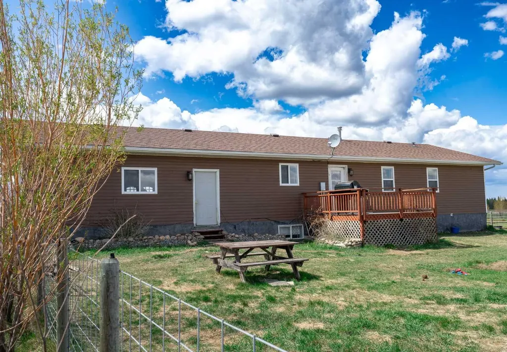 382003 Range Road 52 Rural Clearwater County AB T0M 0C0