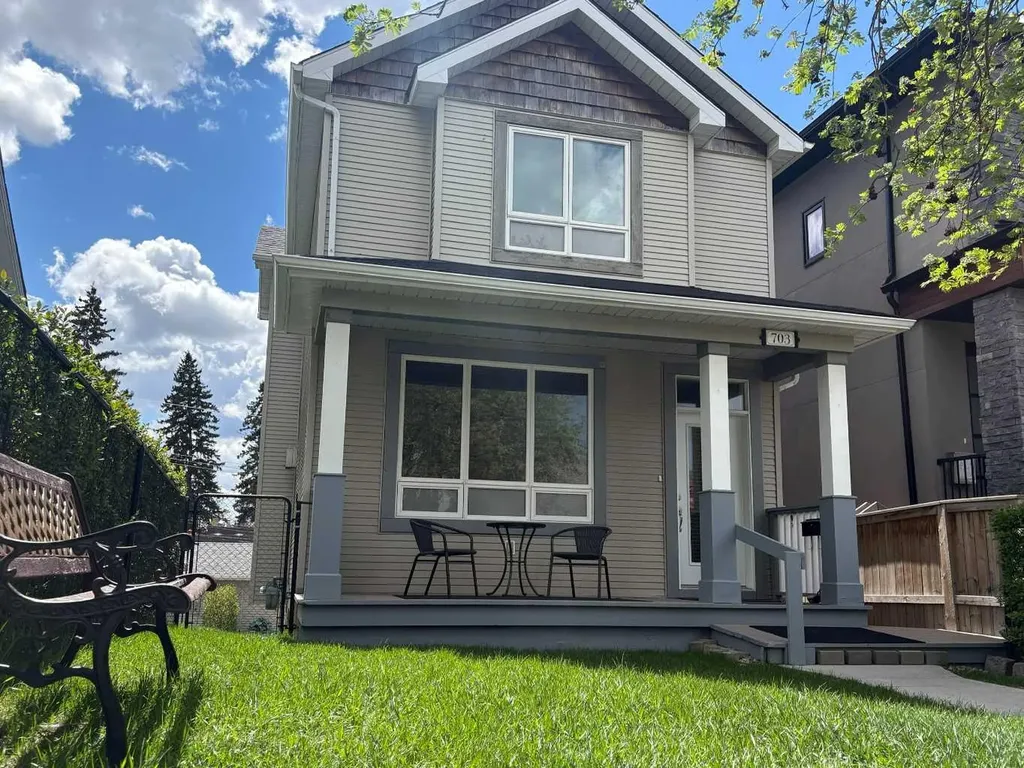 703 52 Avenue SW Calgary AB T2V 0B6