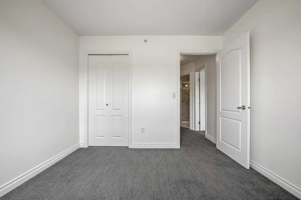 1514 11 Street SW Calgary AB T2R 1G9