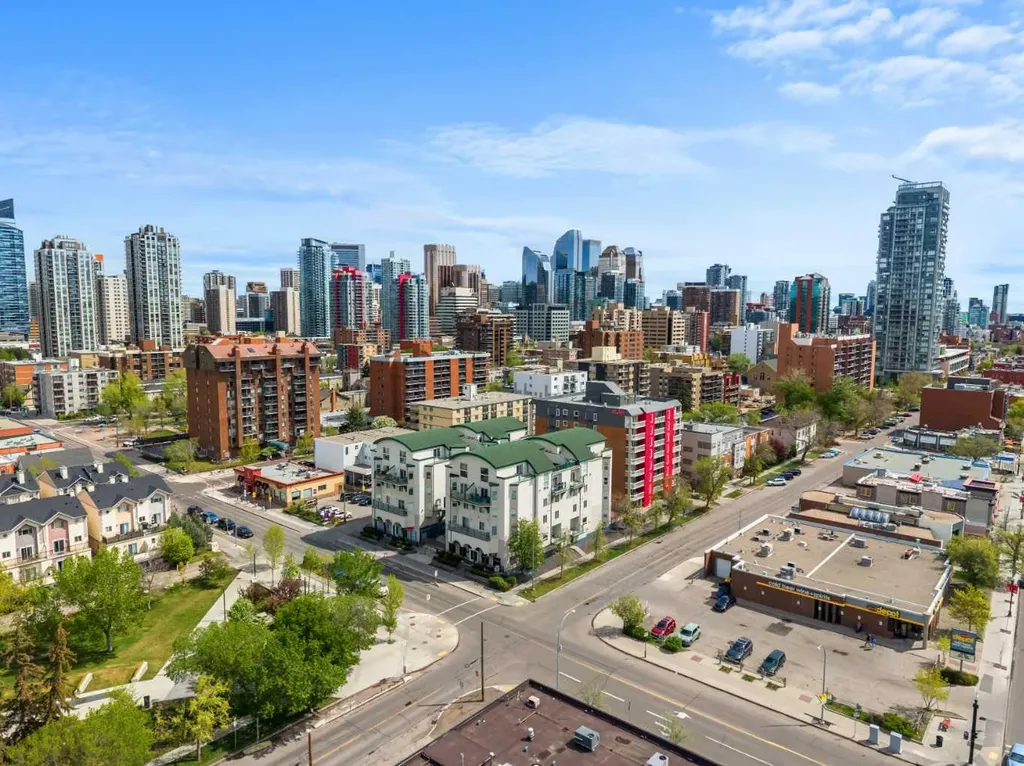1514 11 Street SW Calgary AB T2R 1G9