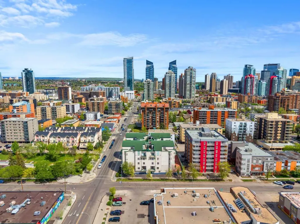 1514 11 Street SW Calgary AB T2R 1G9