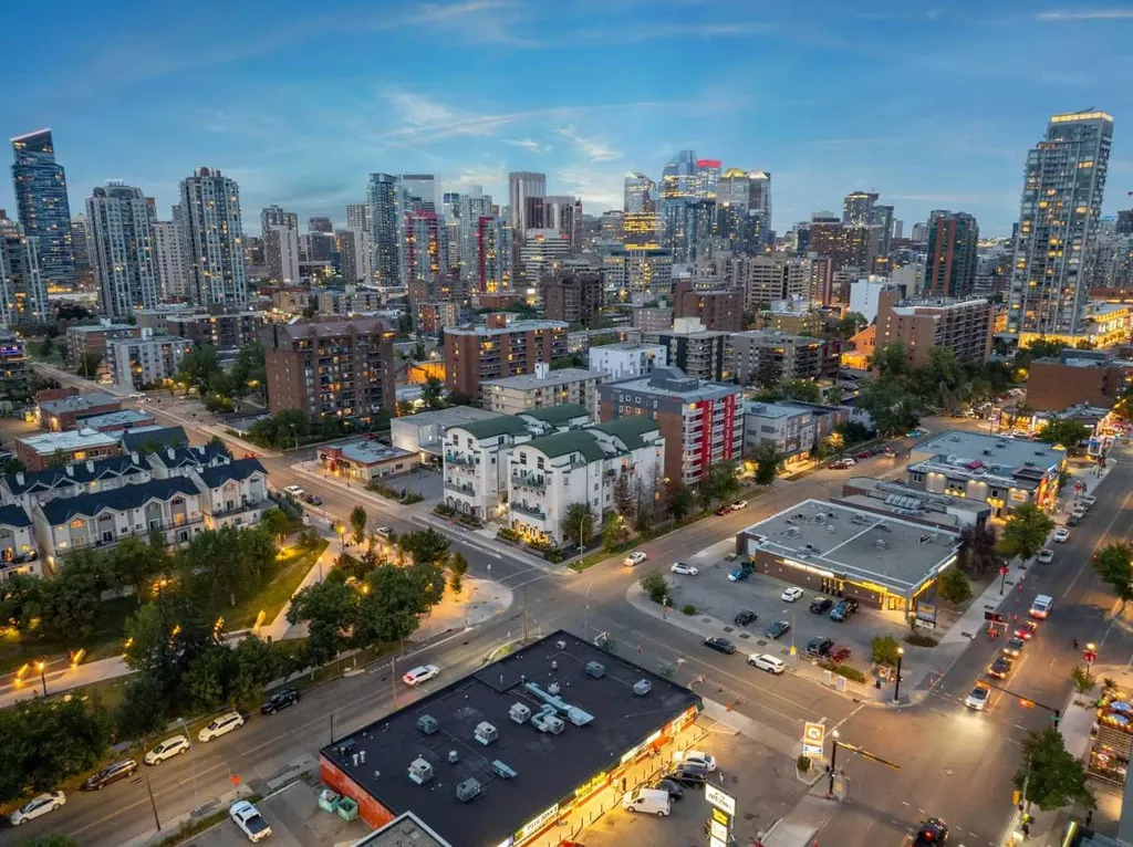 1514 11 Street SW Calgary AB T2R 1G9