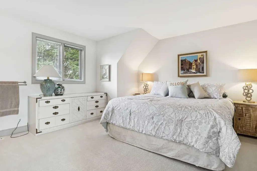 947 Lake Placid Drive SE Calgary AB T2J 4C4