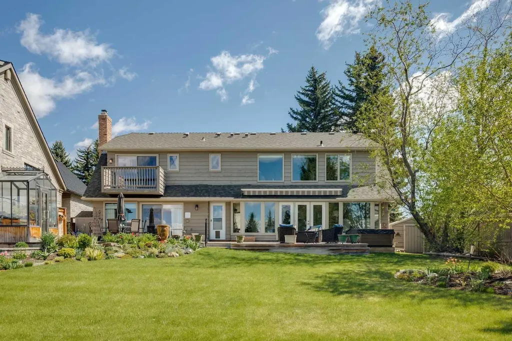 947 Lake Placid Drive SE Calgary AB T2J 4C4