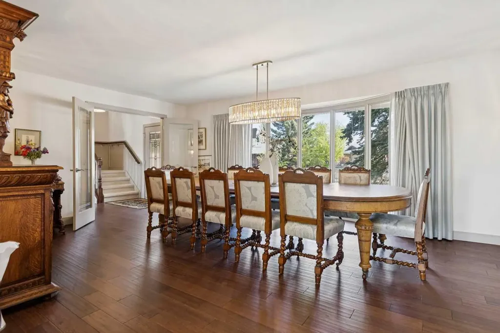 947 Lake Placid Drive SE Calgary AB T2J 4C4