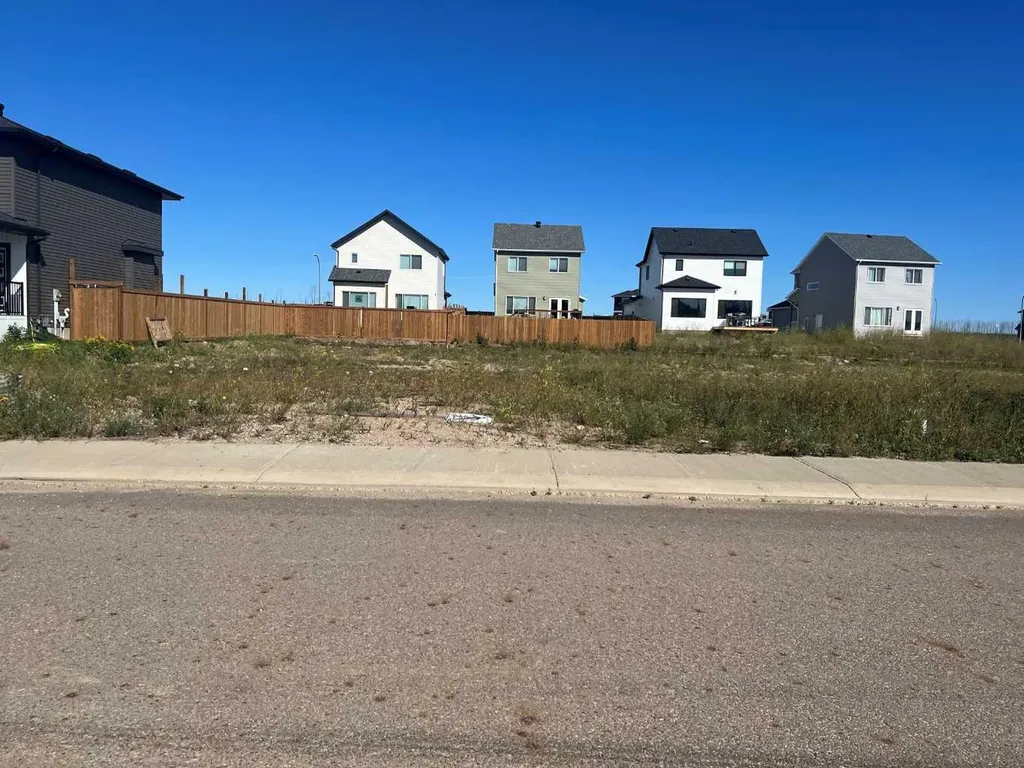 168 Manchester Fort Mcmurray AB T9H 0H3