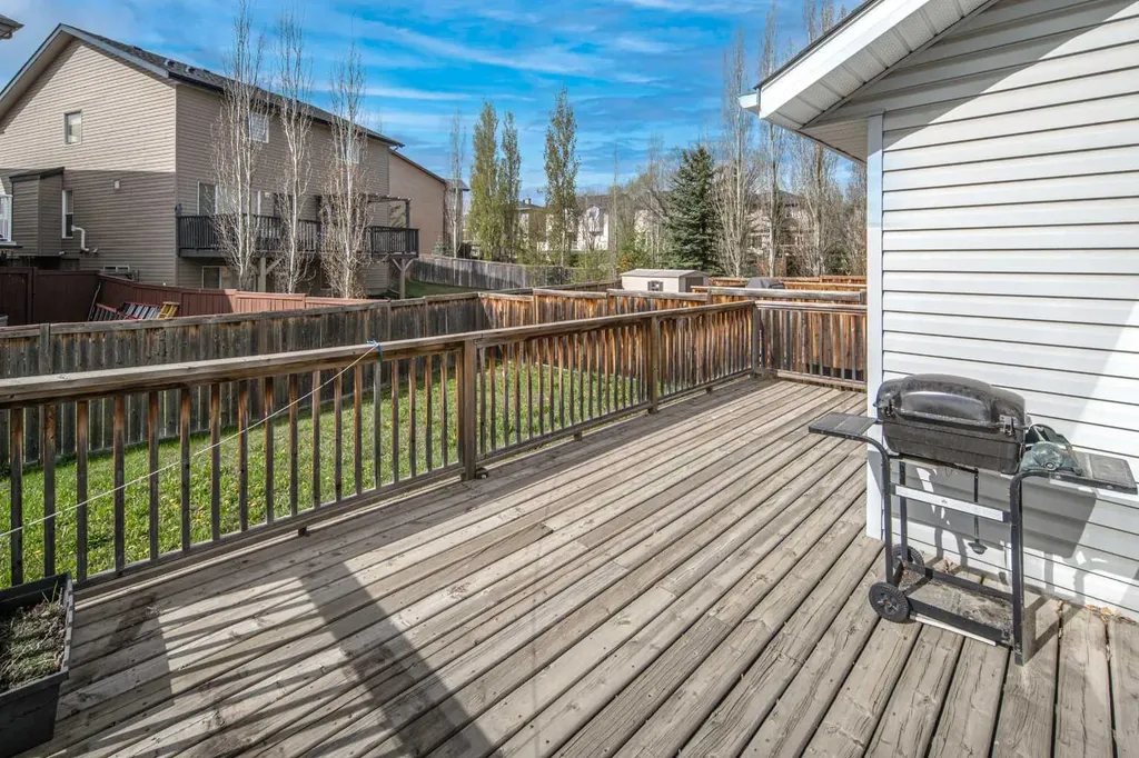 96 Panamount Manor NW Calgary AB T3K 6H7