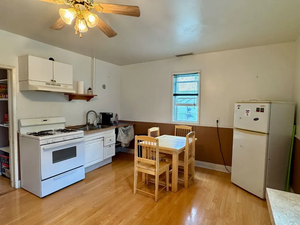 11205 103 Avenue Fairview AB T0H 1L0
