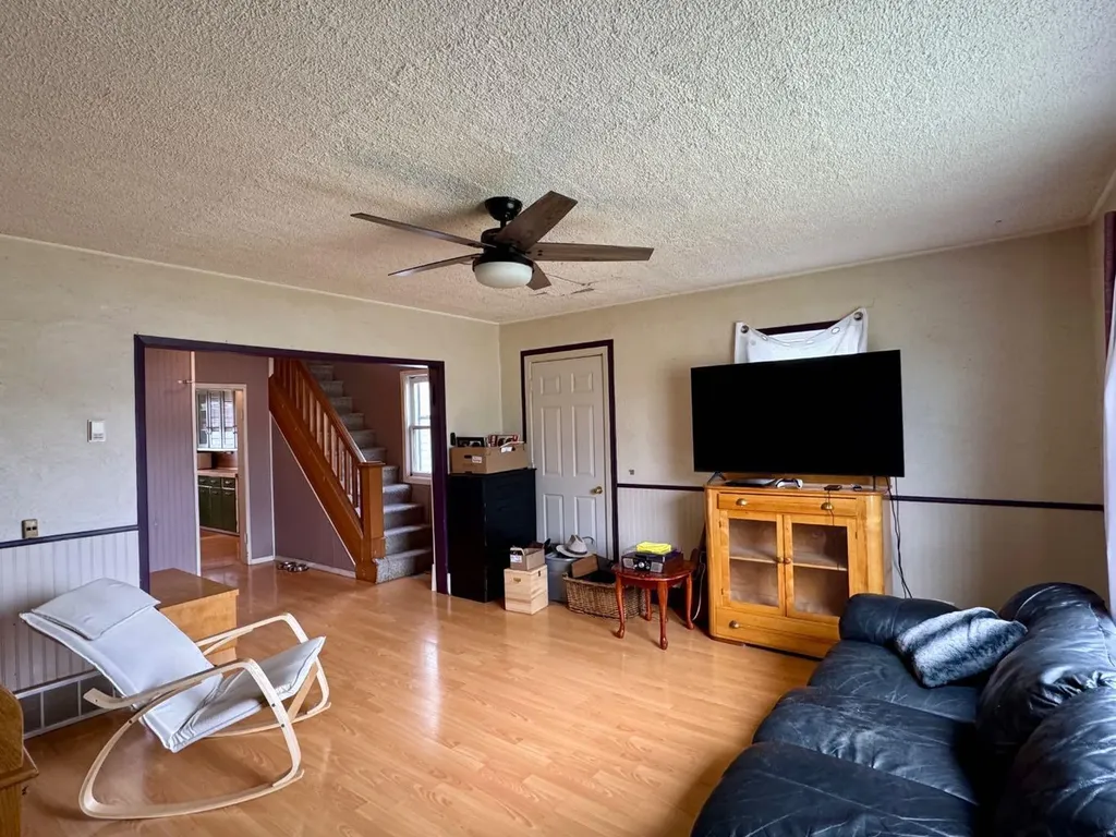 11205 103 Avenue Fairview AB T0H 1L0