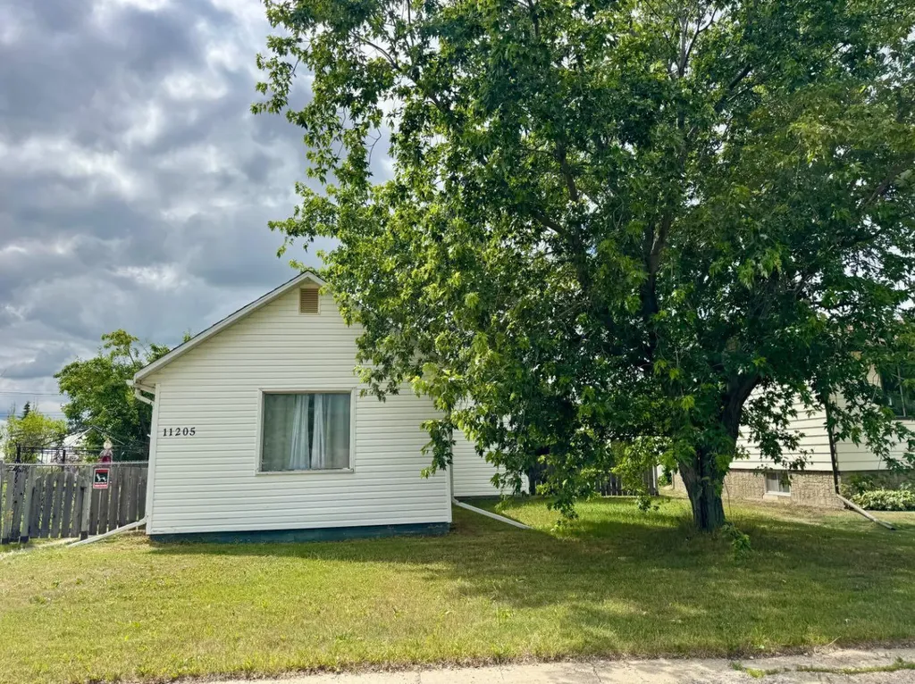 11205 103 Avenue Fairview AB T0H 1L0