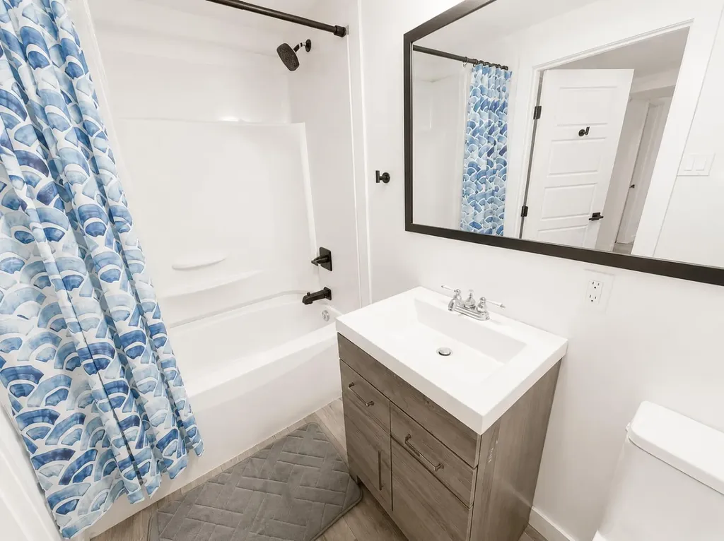 1317 17 Avenue S Lethbridge AB T1K 1A3