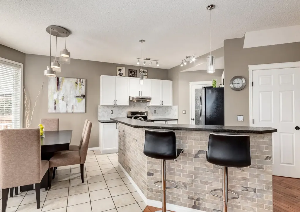 124 Copperfield Green SE Calgary AB T2Z 4T9