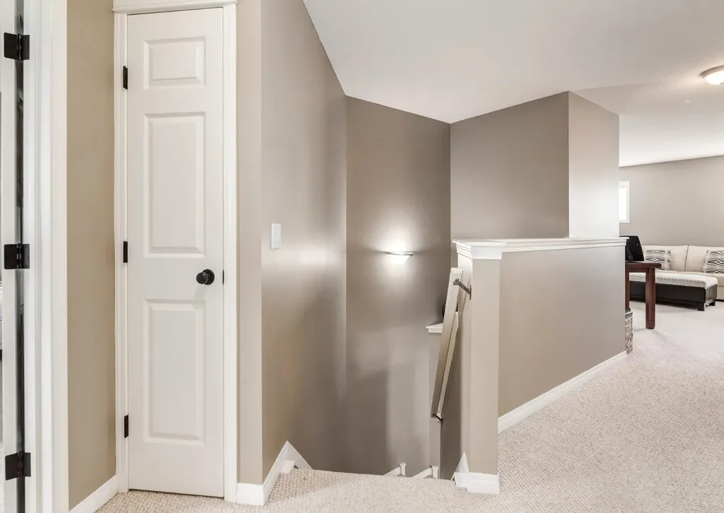 124 Copperfield Green SE Calgary AB T2Z 4T9
