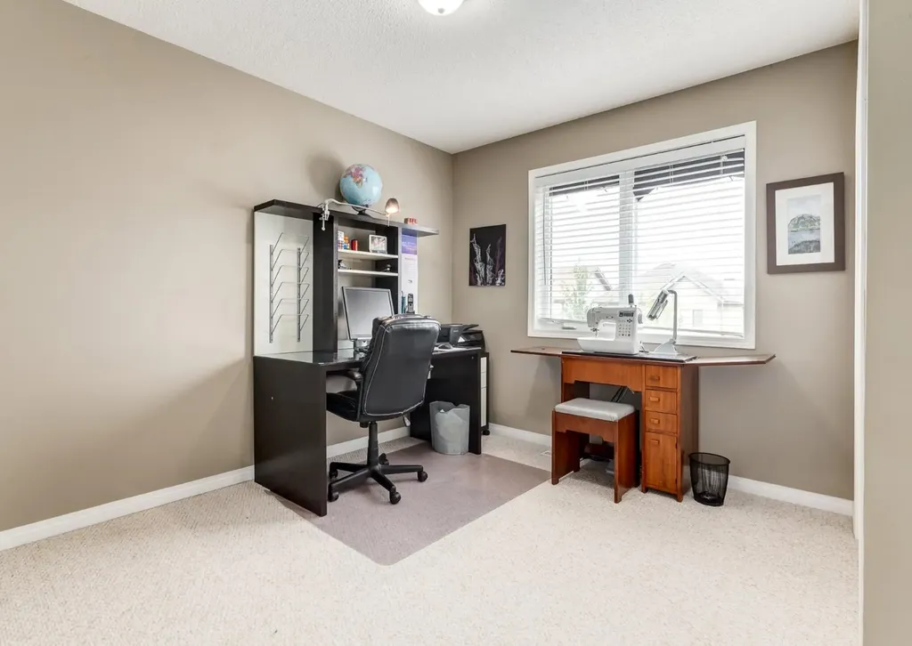 124 Copperfield Green SE Calgary AB T2Z 4T9
