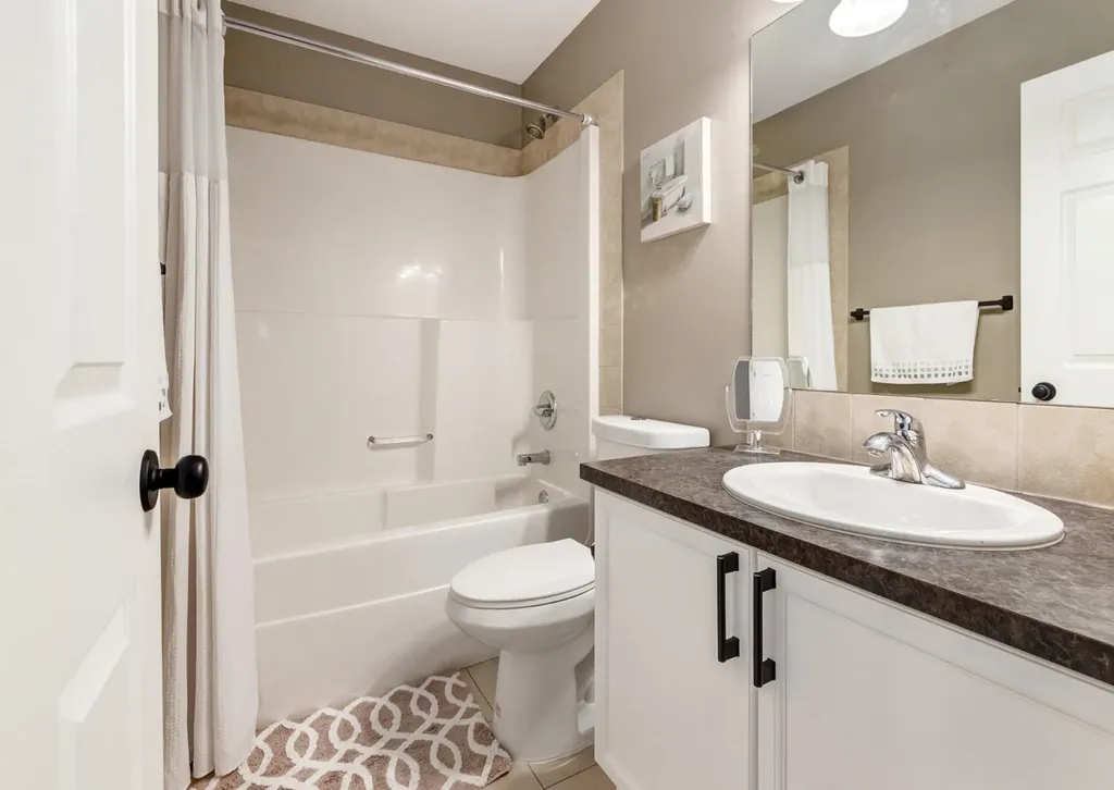 124 Copperfield Green SE Calgary AB T2Z 4T9