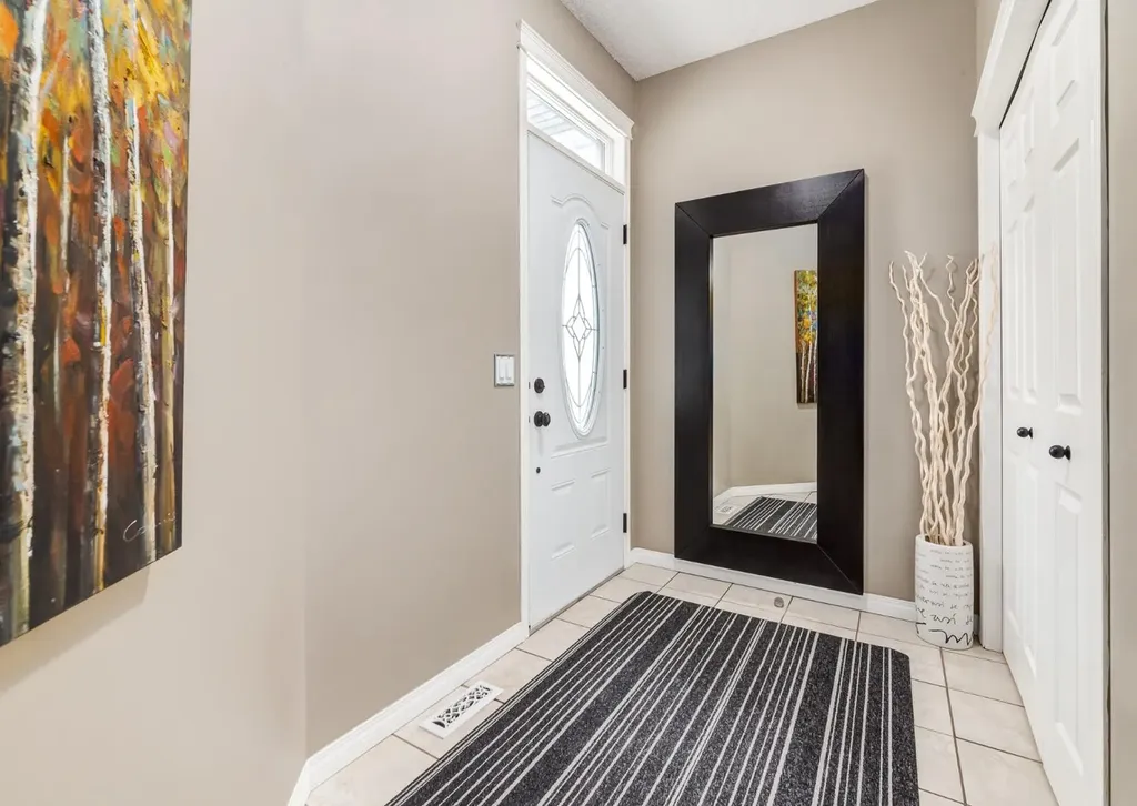 124 Copperfield Green SE Calgary AB T2Z 4T9
